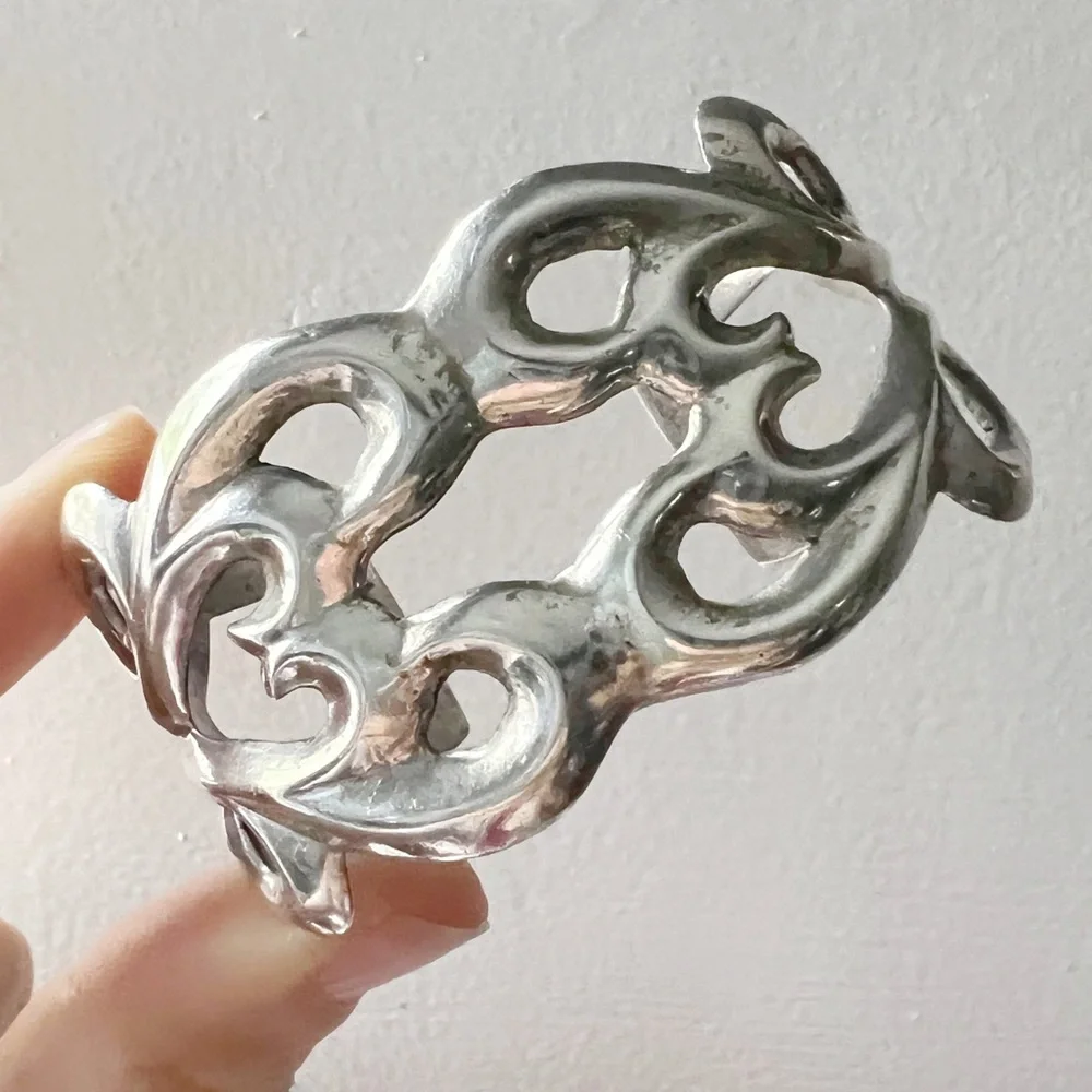 NATIVE Vintage Navajo Sandcast Southwestern Sterling Silver Wide Swirling Cuff